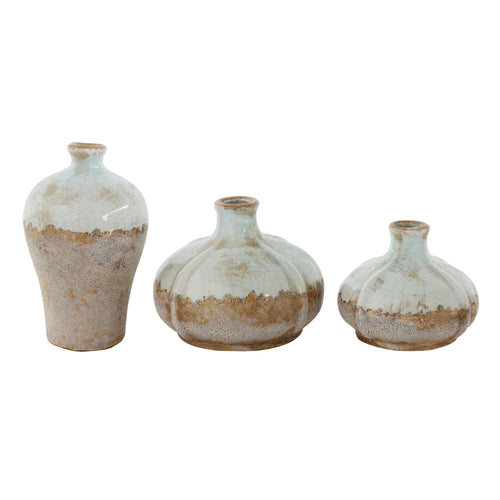 Distressed Terracotta Vases in 3 different shapes and sizes. 