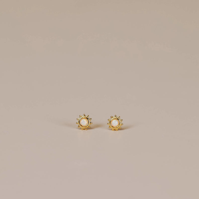 Sun - White Opal - Earring