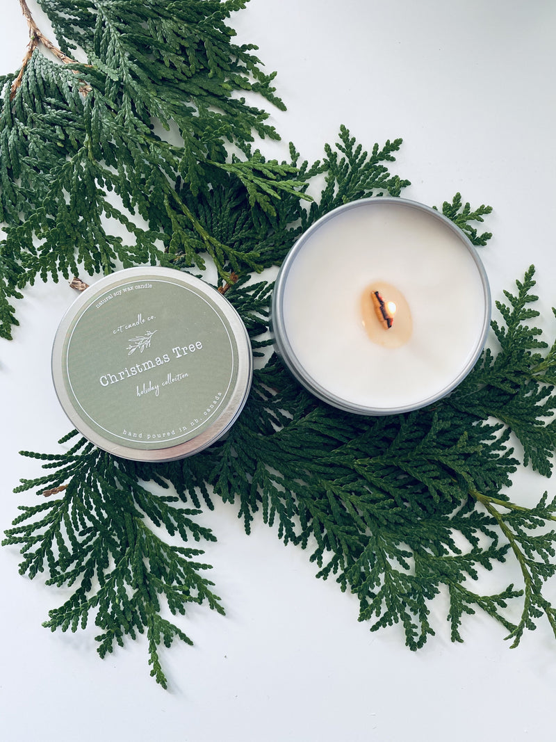Christmas Tree Tin With Wooden Wick